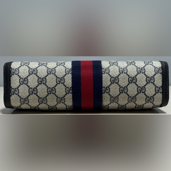 GUCCI Vintage GG Canvas Sherry Line Clutch - Picture 4 of 16